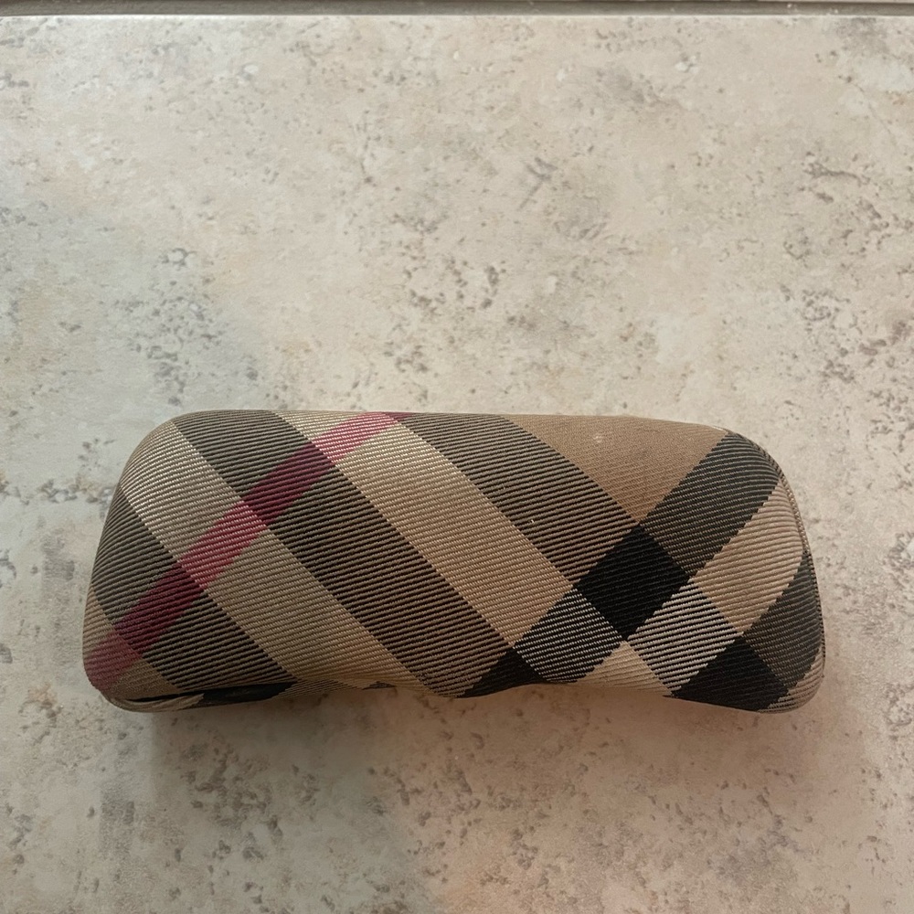 Burberry Plaid Hinge Eyeglass Sunglasses Case